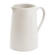 Porcelain milk jug 50 cl.