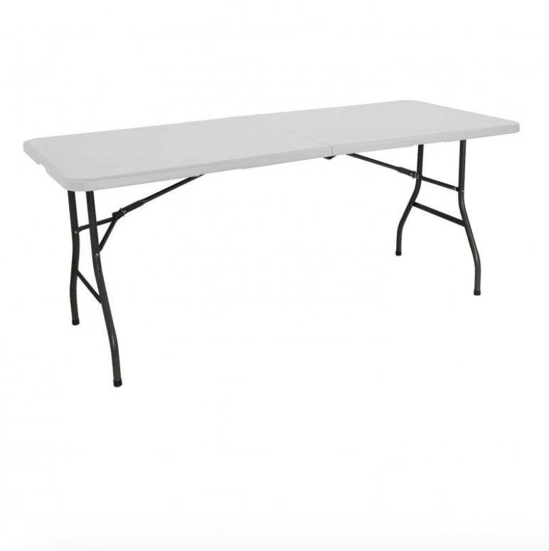 rechteckiger Tisch 1x2 cm.