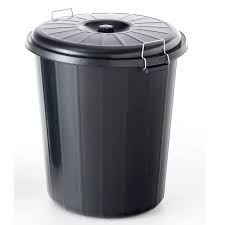 Trash can